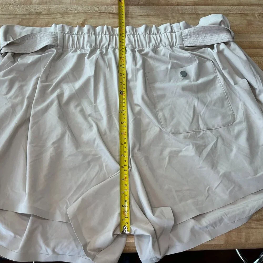 Athleta Skyline Short II Paperbag  Belted Shorts Beige NWT XXL-XXXL SHIPS FAST